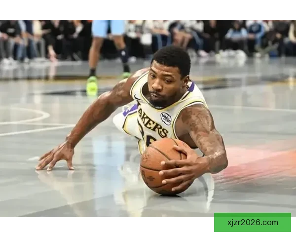 湖人队记透露斯马特或跳出合同多队准备用中产特例展开争夺